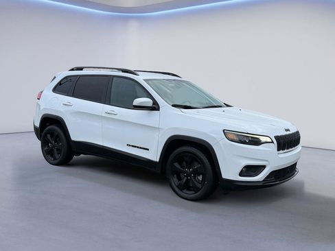 Used 2021 Jeep Cherokee Latitude Plus image 1