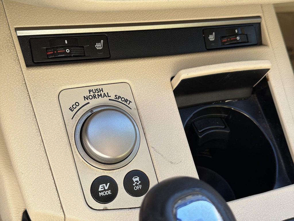 Used 2013 Lexus ES 300h w/ Premium Pkg FWD image 37