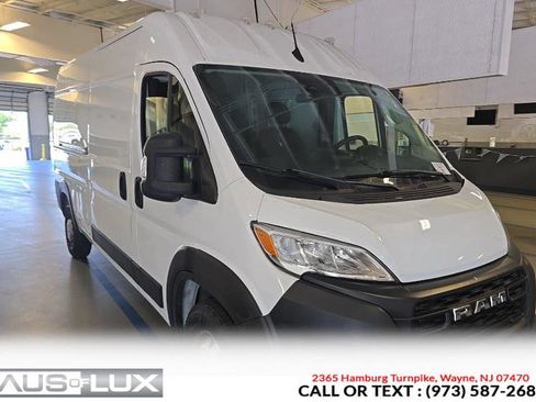 Used 2023 RAM ProMaster 2500 FWD image 1