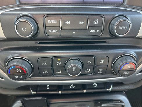 Used 2015 GMC Sierra 1500 SLE w/ SLE Value Package image 23