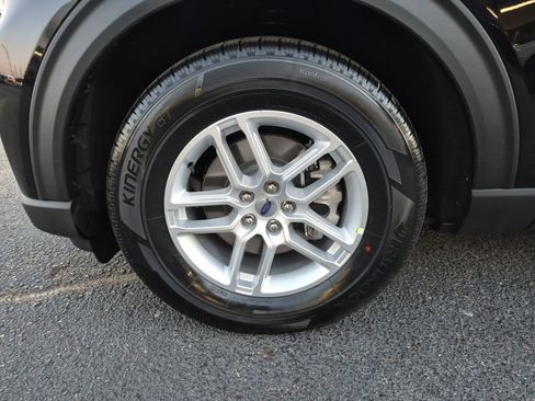 New 2025 Ford Explorer Active w/ Active Comfort Package image 7