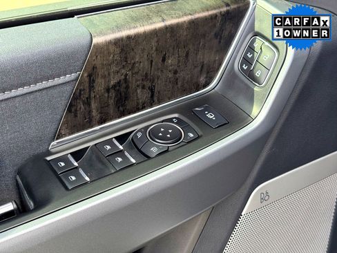 Used 2024 Ford F250 Lariat w/ Black Appearance Package image 17