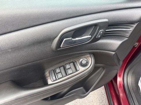 Used 2015 Chevrolet Malibu LT w/ Power Convenience Package FWD image 20