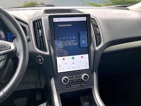 Certified 2023 Ford Edge SEL w/ Convenience Package AWD/4WD image 6