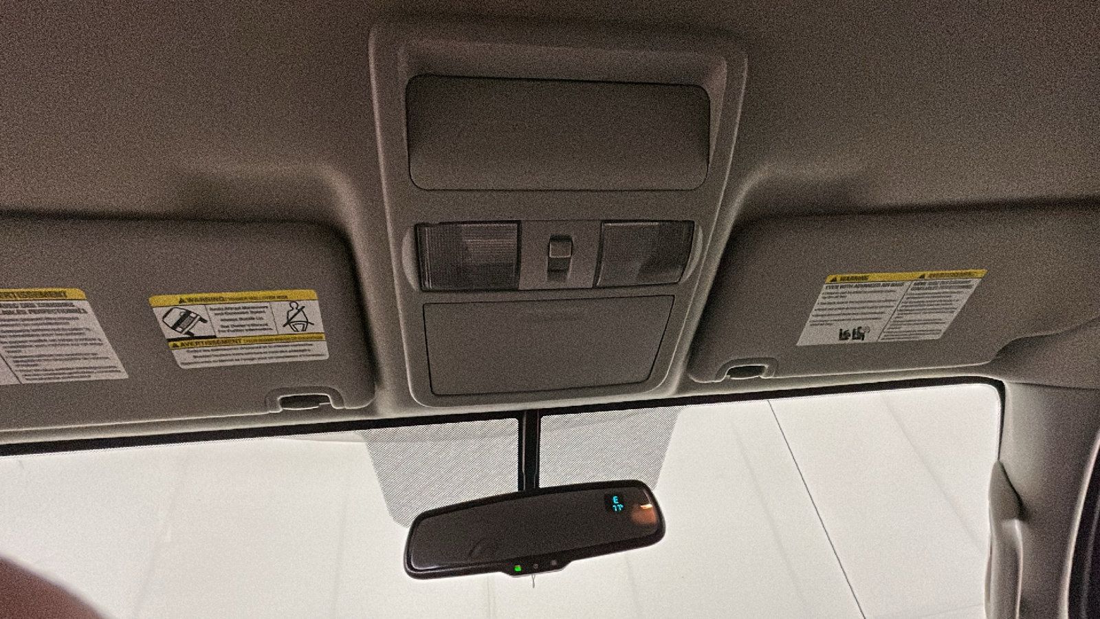 Used 2020 Nissan Frontier SV w/ Midnight Edition Floor Mats AWD/4WD image 30