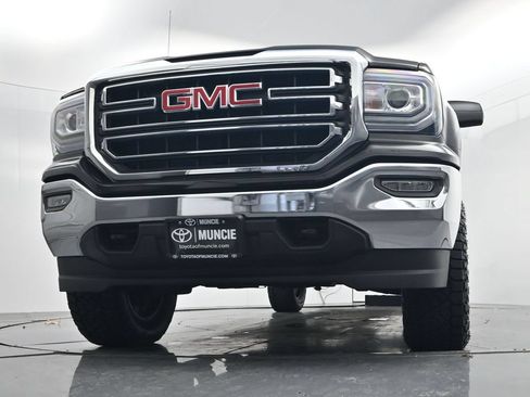 Used 2017 GMC Sierra 1500 SLE w/ SLE Value Package AWD/4WD image 49