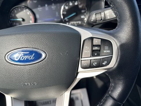 Used 2022 Ford Explorer Limited w/ Equipment Group 301A image 52