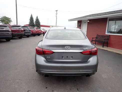 Used 2018 INFINITI Q50 Luxe w/ Essential Package (3.0T Luxe) AWD/4WD image 5