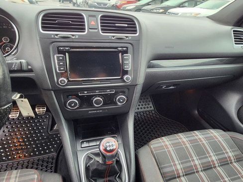 Used 2013 Volkswagen Golf 4-Door image 15