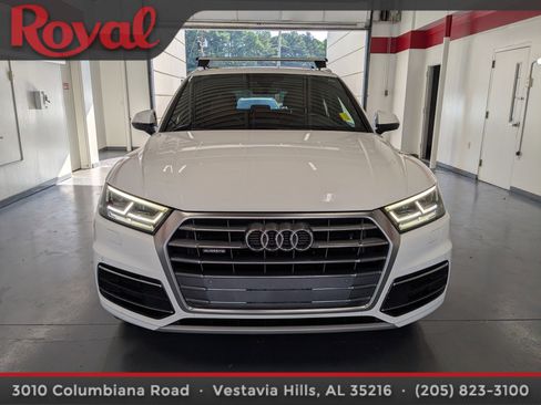 Used 2019 Audi Q5 2.0T Premium Plus w/ Premium Plus Package AWD/4WD image 6
