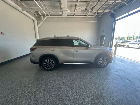 Used 2026 INFINITI QX60 Luxe w/ Cargo Package AWD/4WD image 7