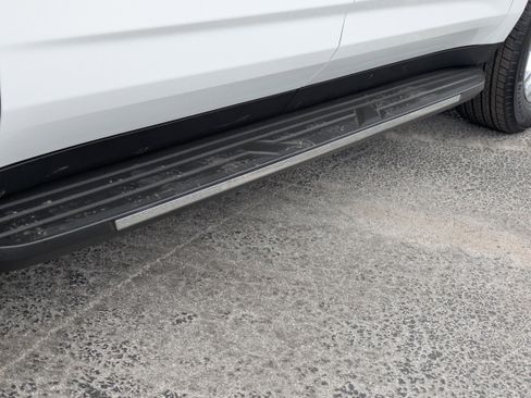 New 2026 Chevrolet Suburban LS RWD image 14