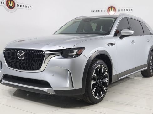 Used 2024 MAZDA CX-90 Plug-In Hybrid w/ Premium Pkg image 5