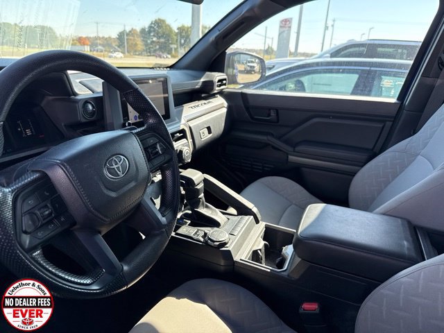 Used 2024 Toyota Tacoma SR5 AWD/4WD image 3