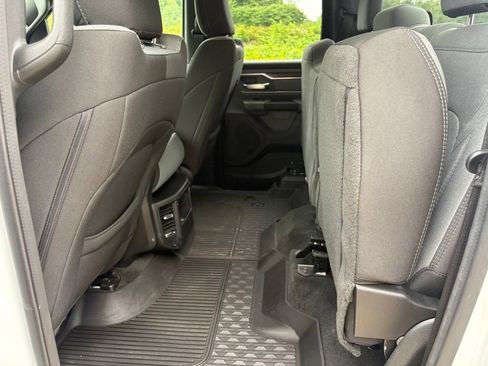 Used 2023 RAM 1500 Big Horn AWD/4WD image 42