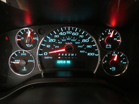 Used 2023 GMC Savana 2500 w/ Driver Convenience Package image 16