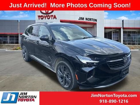 Used 2023 Buick Envision Preferred FWD image 1