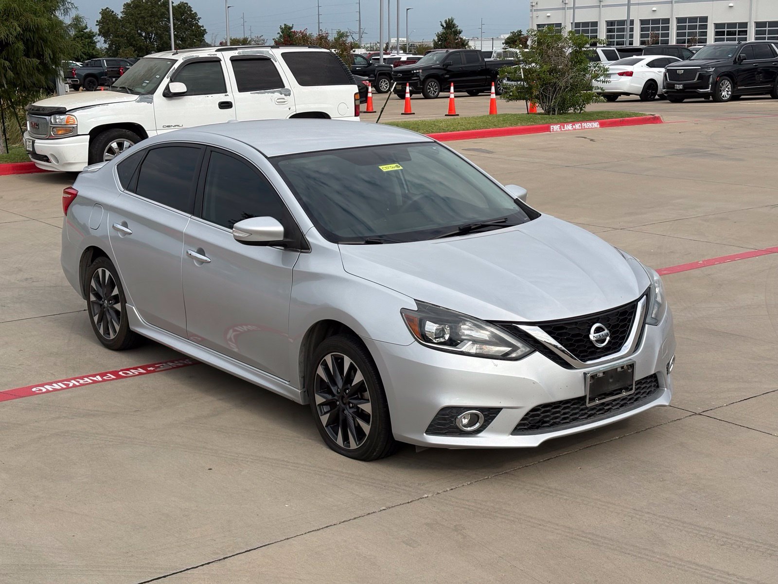 Used 2017 Nissan Sentra SR FWD image 10