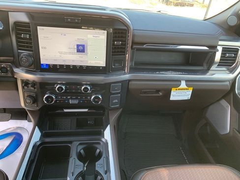 New 2025 Ford F250 King Ranch w/ Chrome Package AWD/4WD image 25