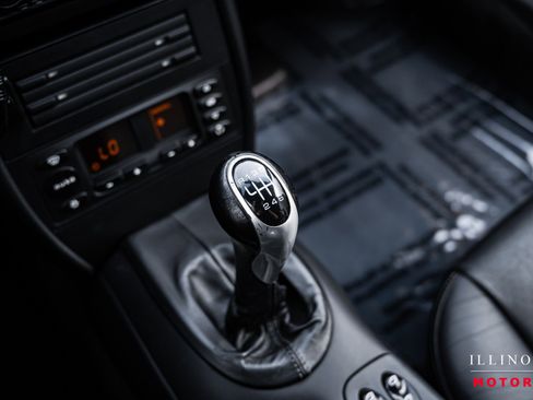 Used 2001 Porsche 911 Carrera 4 image 23