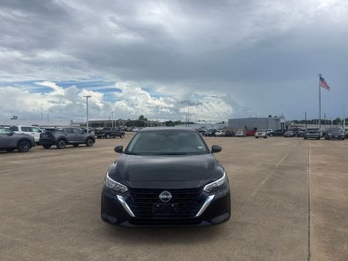 Certified 2024 Nissan Sentra S FWD image 6