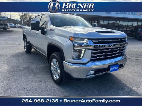 Used 2023 Chevrolet Silverado 2500 LTZ w/ LTZ Premium Package image 3