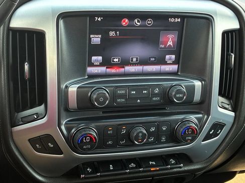 Used 2015 GMC Sierra 1500 SLT w/ SLT Preferred Package AWD/4WD image 17