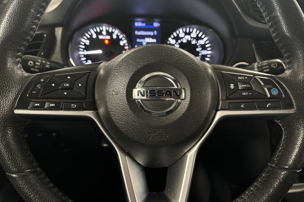 Used 2020 Nissan Rogue SL FWD image 28
