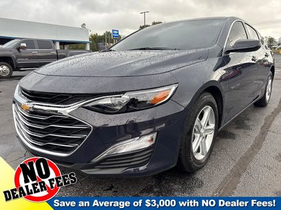 Used 2025 Chevrolet Malibu LS w/ LPO, Floor Liner Package