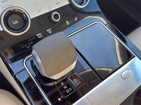 Used 2021 Land Rover Range Rover Velar S image 19