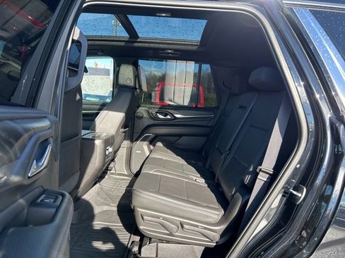 Used 2021 GMC Yukon Denali w/ Denali Premium Package image 14