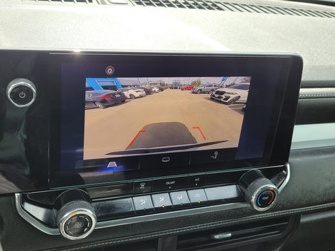 Used 2023 Chevrolet Colorado LT image 23