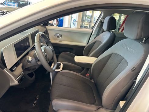 Used 2024 Hyundai Ioniq 5 SEL AWD/4WD image 10