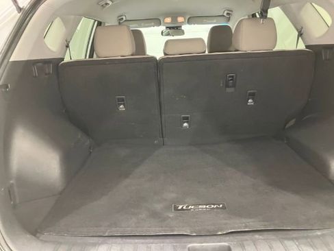 Used 2020 Hyundai Tucson SE image 21