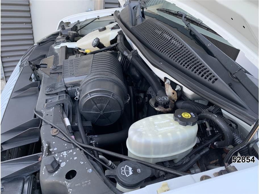 Used 2015 GMC Savana 3500 RWD image 13