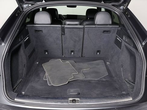 Used 2023 Audi SQ5 Premium Plus image 19