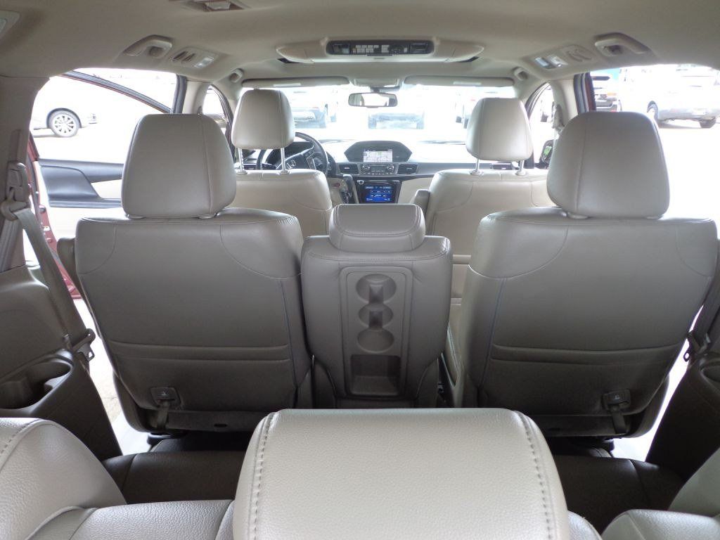 Used 2014 Honda Odyssey Touring image 23