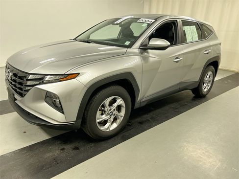 Used 2024 Hyundai Tucson SE image 5
