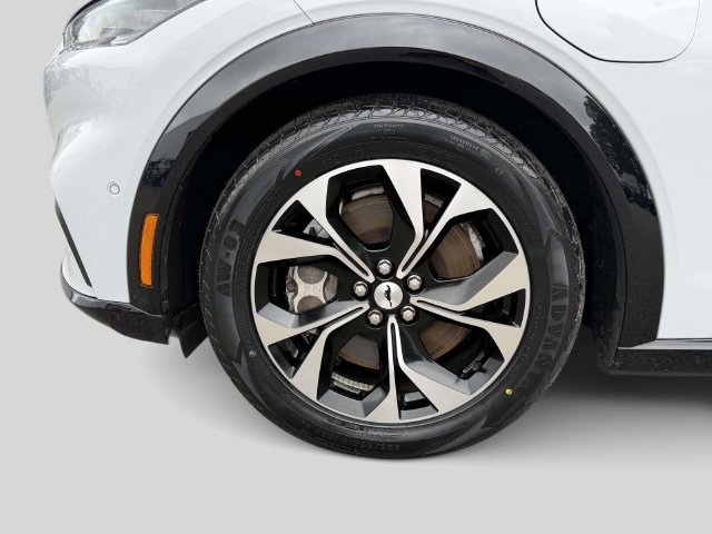 Used 2022 Ford Mustang Mach-E Premium AWD/4WD image 8