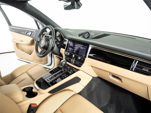 New 2026 Porsche Macan Turbo AWD/4WD image 25