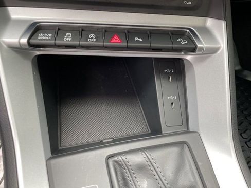 Used 2022 Audi Q3 2.0T Premium image 14