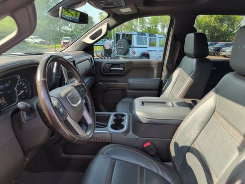 Used 2022 GMC Sierra 1500 Denali w/ Driver Alert Package II AWD/4WD image 14