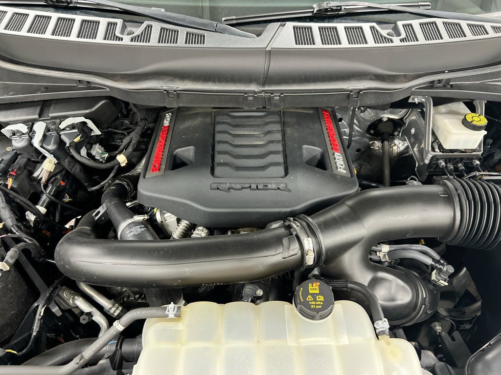 Used 2022 Ford F150 Raptor w/ Equipment Group 801A High AWD/4WD image 26