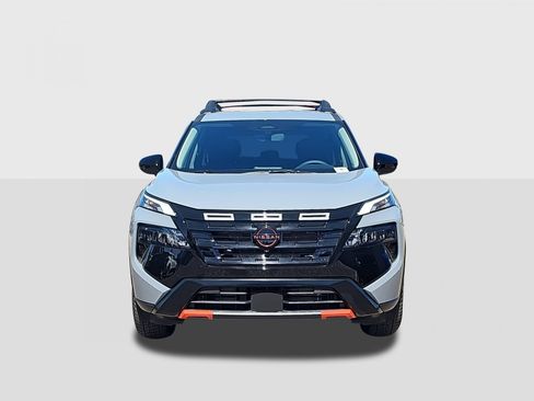 New 2026 Nissan Rogue SV AWD/4WD image 2