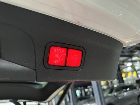 Used 2022 Mercedes-Benz GLE 350 4MATIC image 17