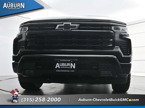 Used 2023 Chevrolet Silverado 1500 RST AWD/4WD image 19