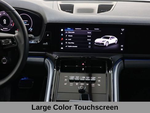 Used 2025 Porsche Panamera image 15