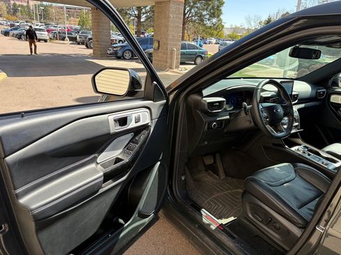 Certified 2024 Ford Explorer ST w/ Equipment Group 401A AWD/4WD image 17