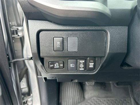 Used 2020 Toyota Tacoma TRD Off-Road image 16