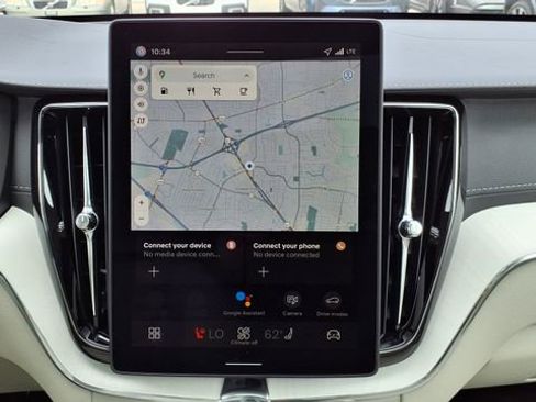 New 2026 Volvo XC60 B5 Ultra w/ Climate Package image 22